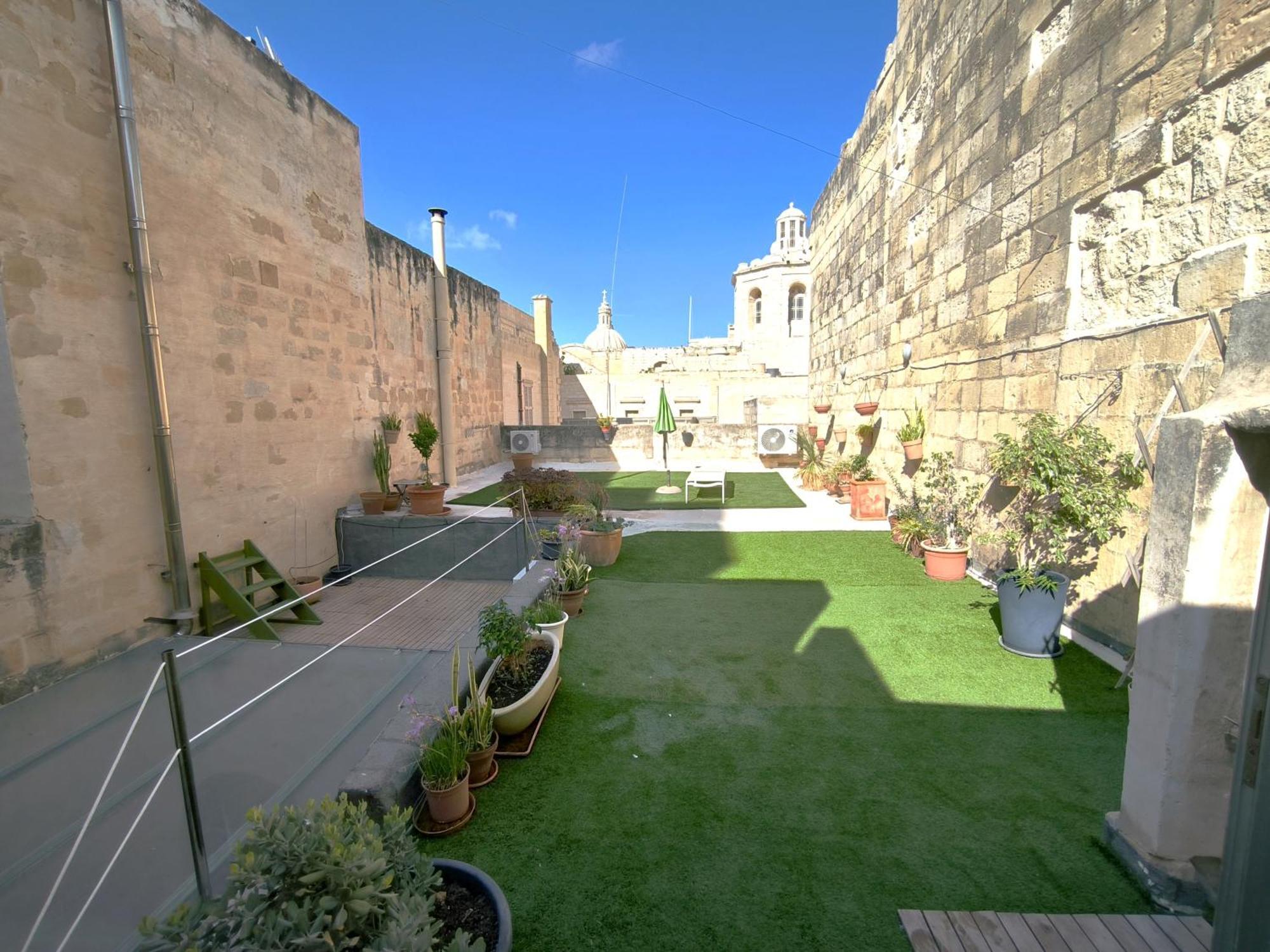 Stunning Valletta 3 Bedroom Town House Exterior photo